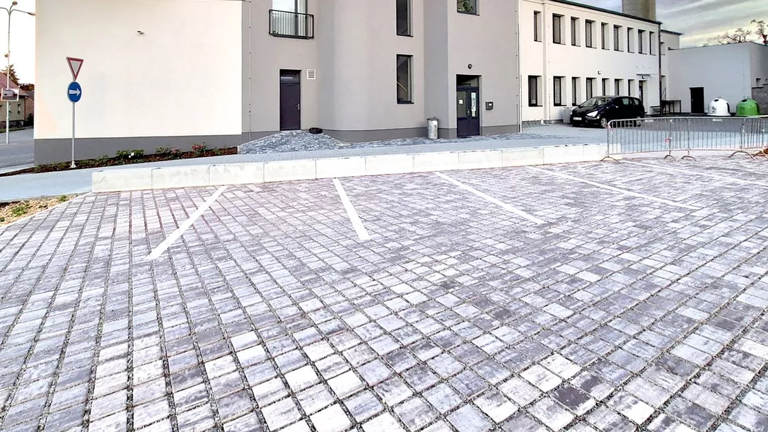 CS BETON Vegetační dlažba QUADRO 8 cm