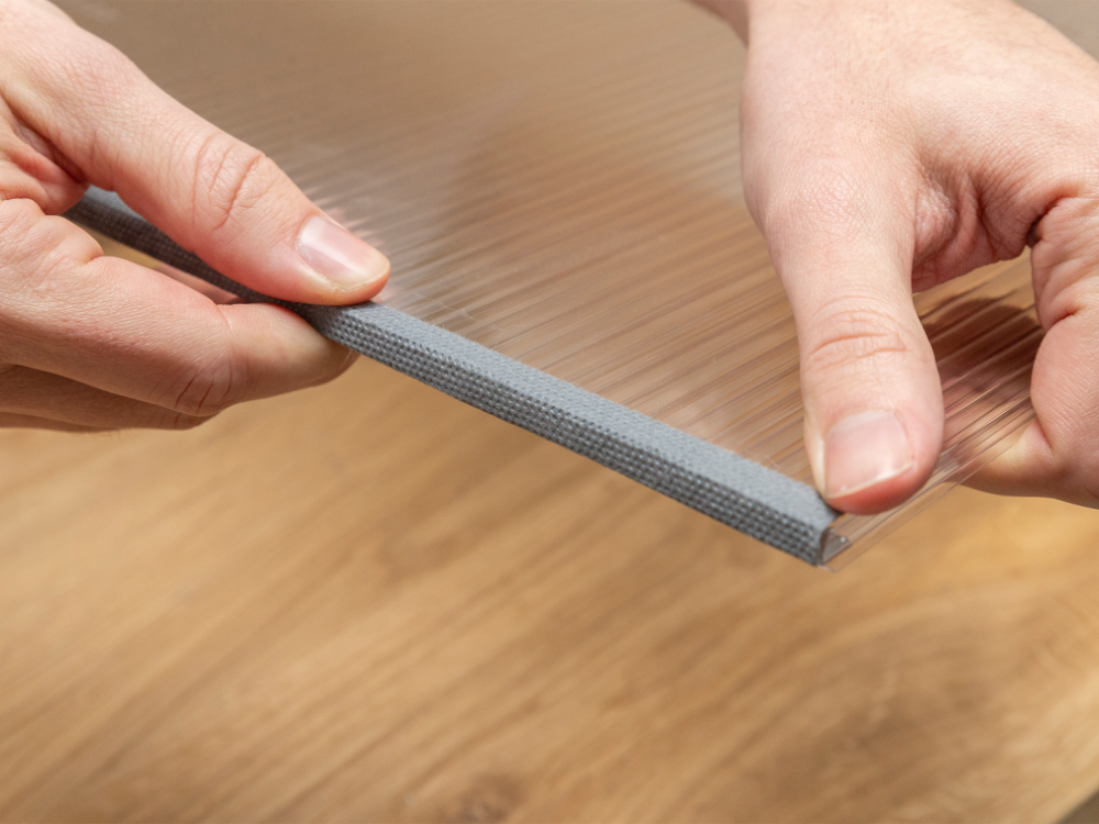 Uzavírací páska Antidust - Rozměr: 2,5 cm x 33 m