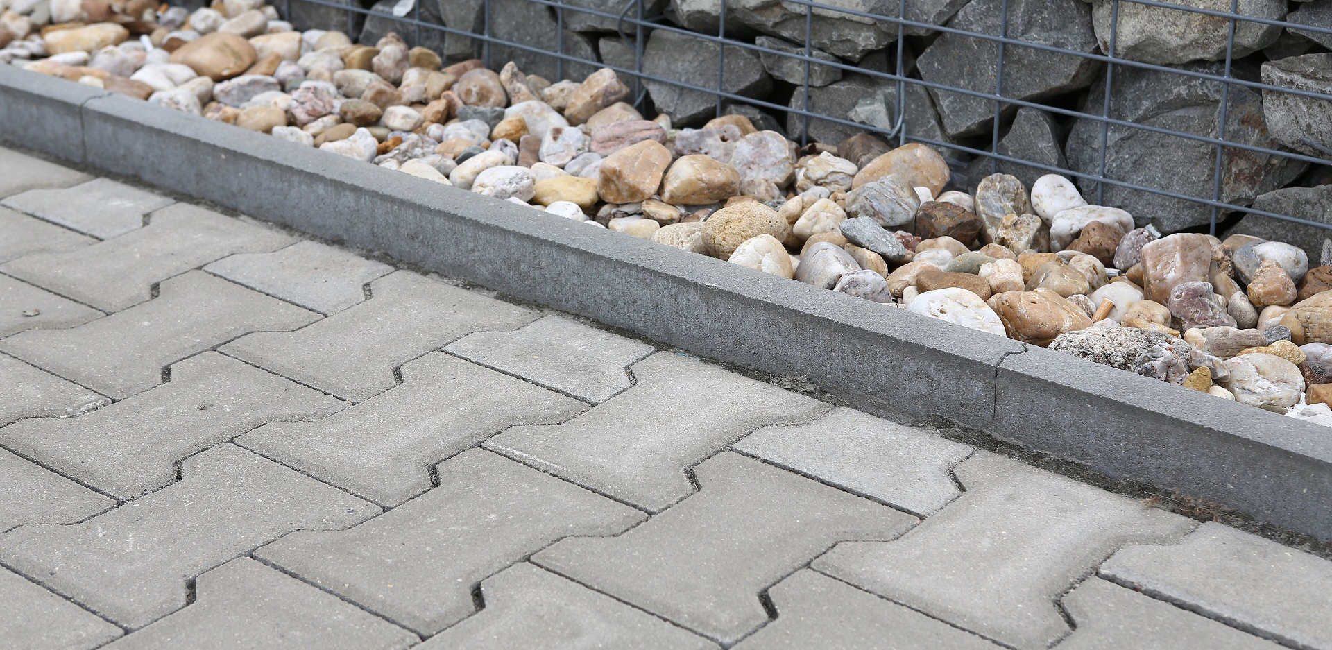 CSBETON - Obrubník zahradní R půlka, výška 25 cm — foto