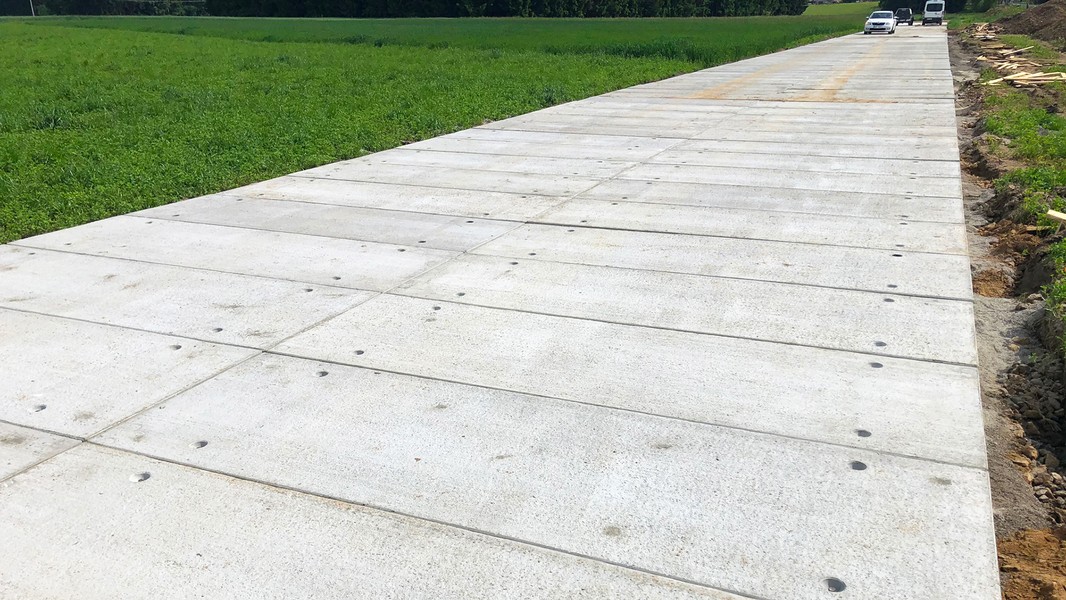 CSBETON - Silniční betonové panely Panel 3000x1000, výška 150 mm — foto