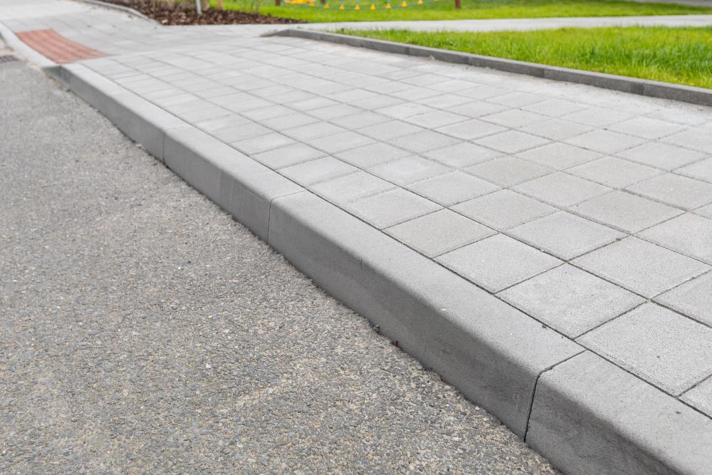 DITON - Obrubník silniční 100 / 15 / 25 přírodní — realizace