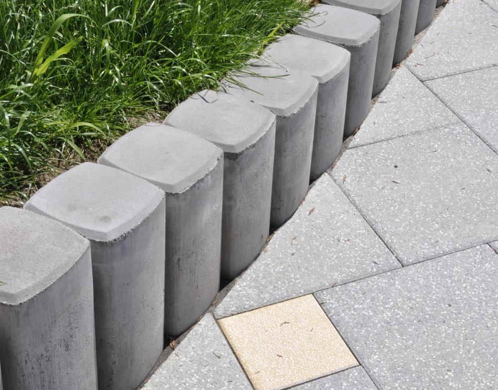 DITON - Palisáda čtvercová odlehčená 40 přírodní — realizace