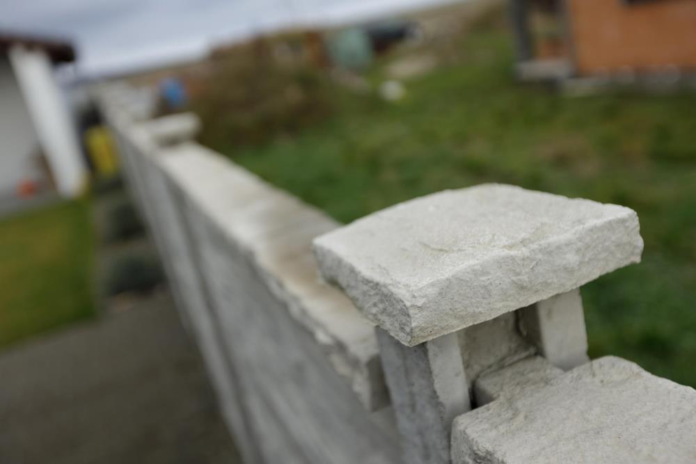DITON - Nová Trója - stříška na sloupek 160, 210 — realizace