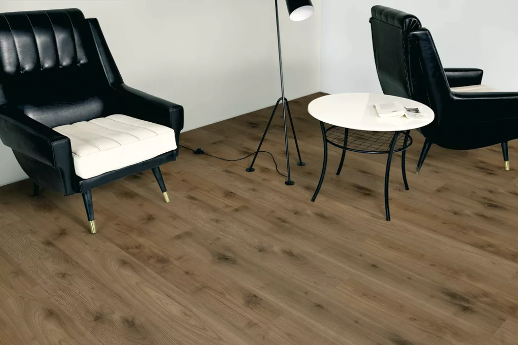 Laminátová plovoucí podlaha Kaindl Classic Touch Standard (Clic Loc) K4367 AV Ořech Sabo V4 spár