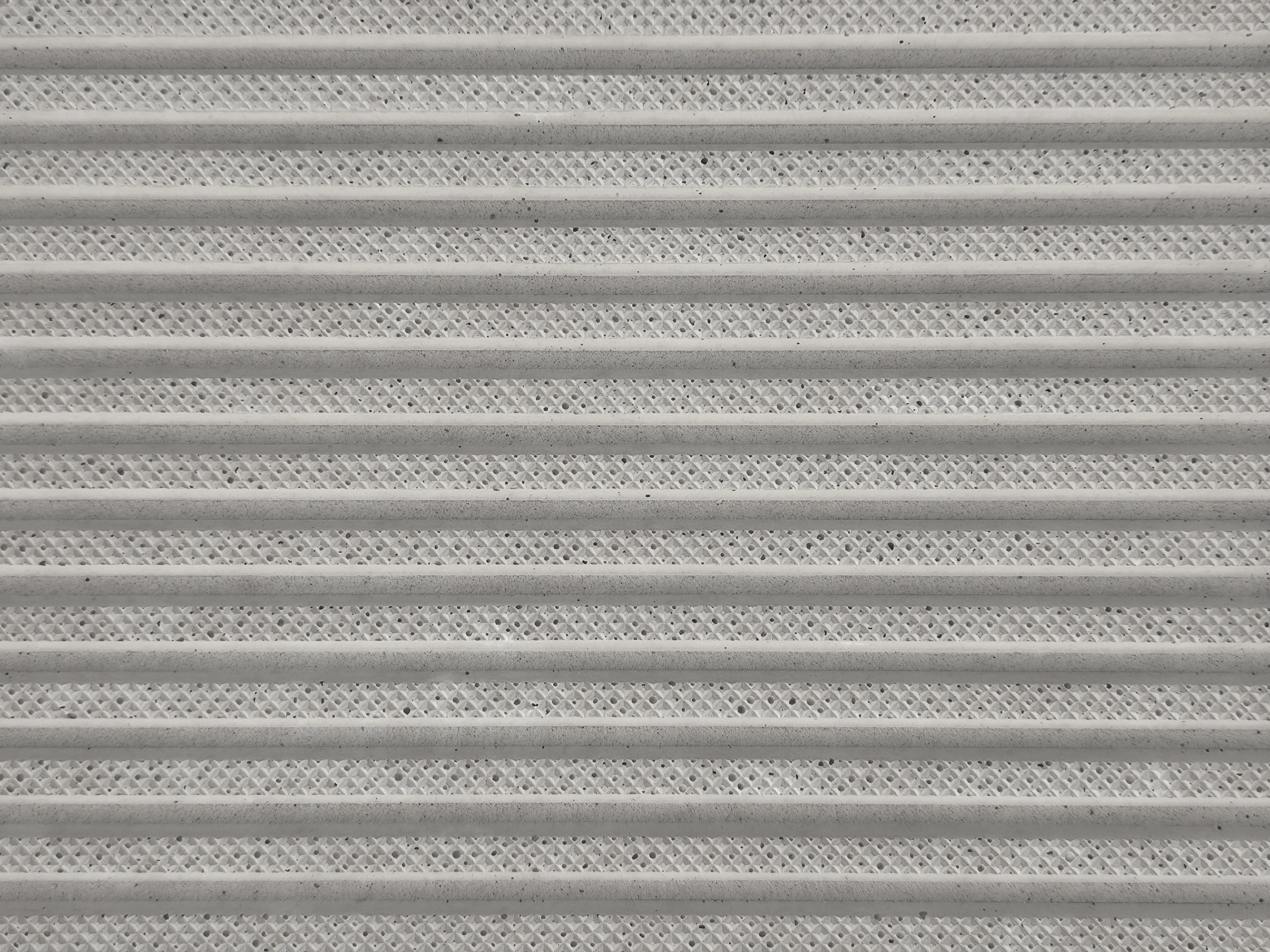 PRESBETON - PERONA s vodicí linií 50 mm